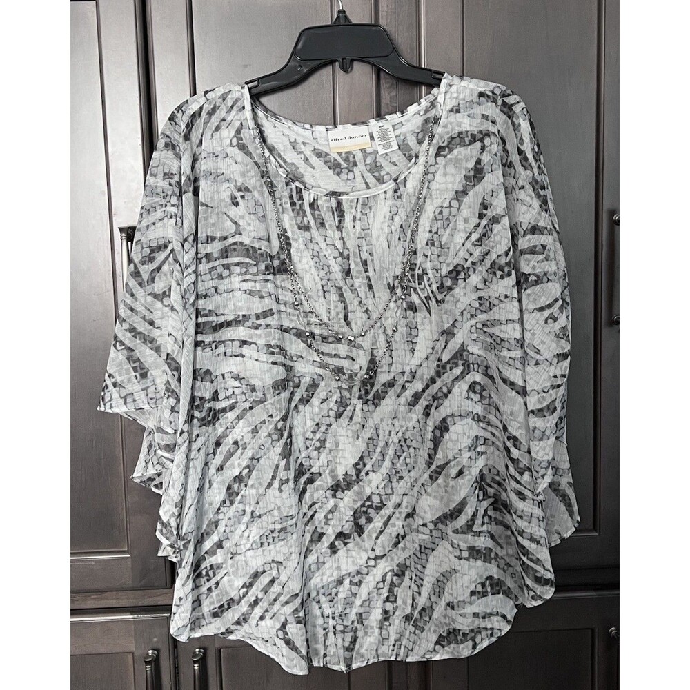 Alfred Dunner Gray Zebra Overlay Poncho Top Blouse W/Necklace Women’s 20W Plus